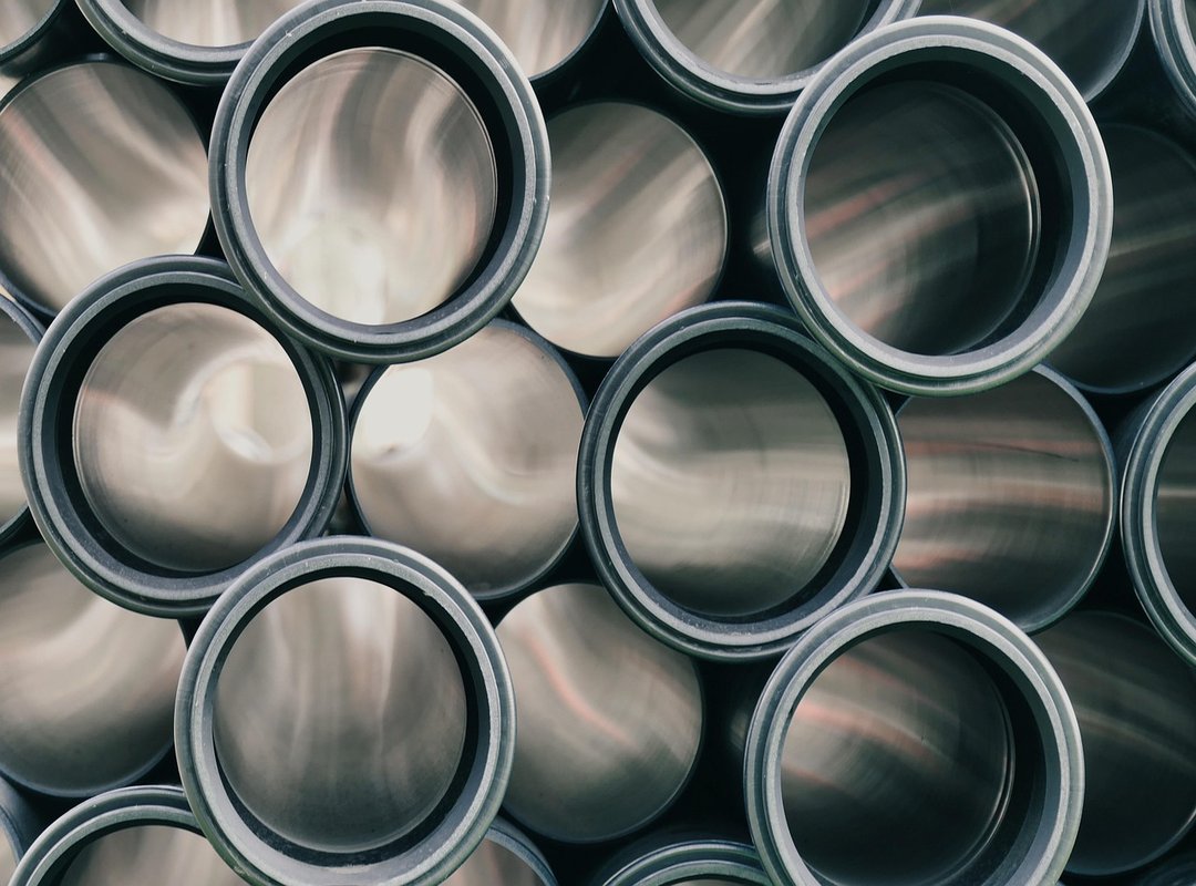 Community and Interaction on Shemale TG Tube Sites